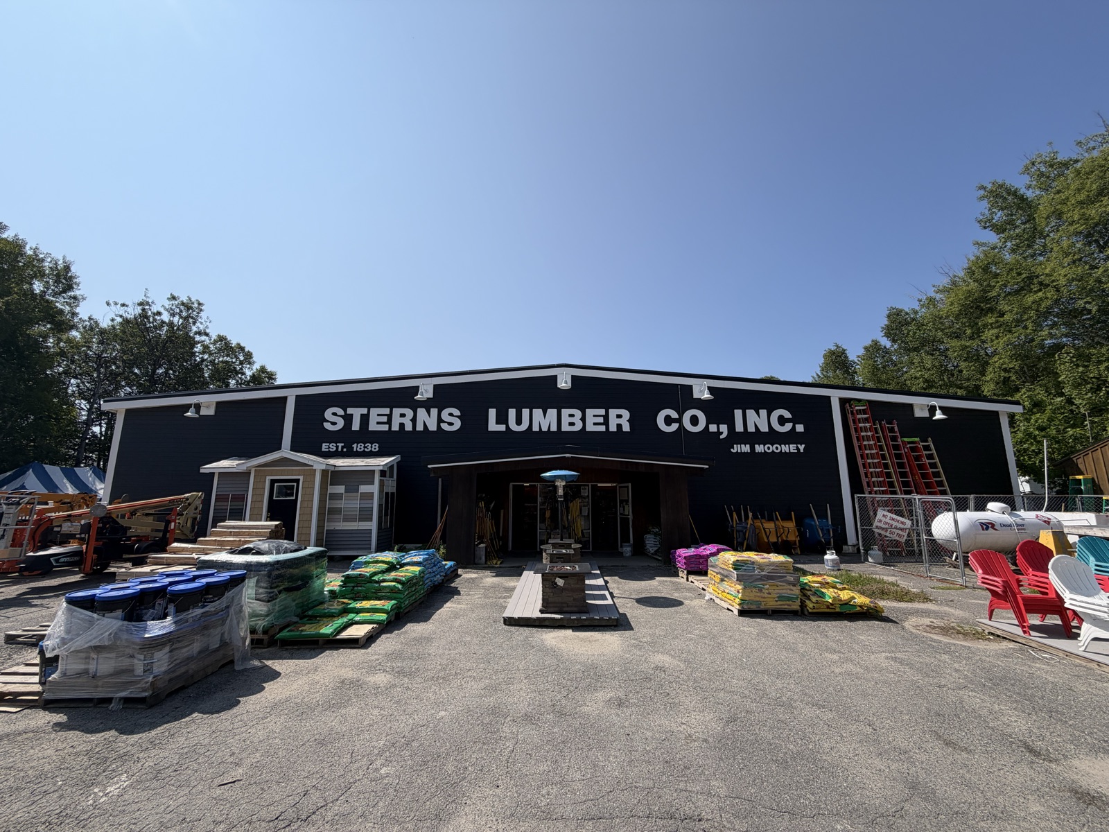 Sterns Lumber Co., Inc. store front on a sunny day